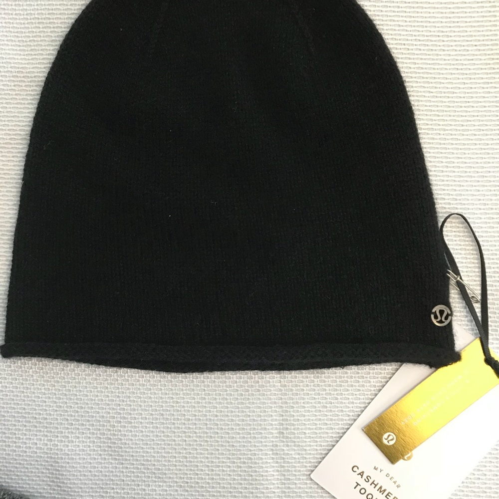 Lululemon My Dear Cashmere beanie Toque